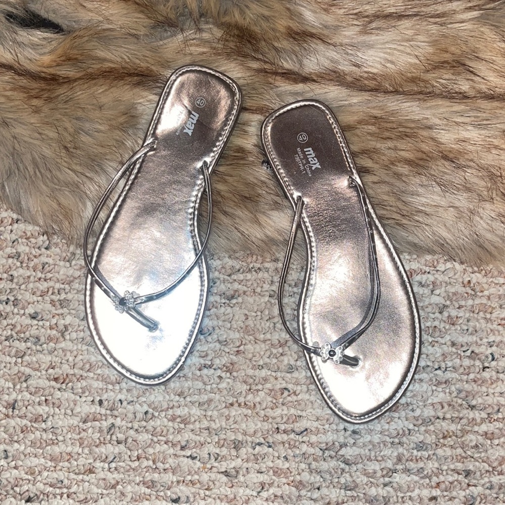 VINTAGE silver flip flops